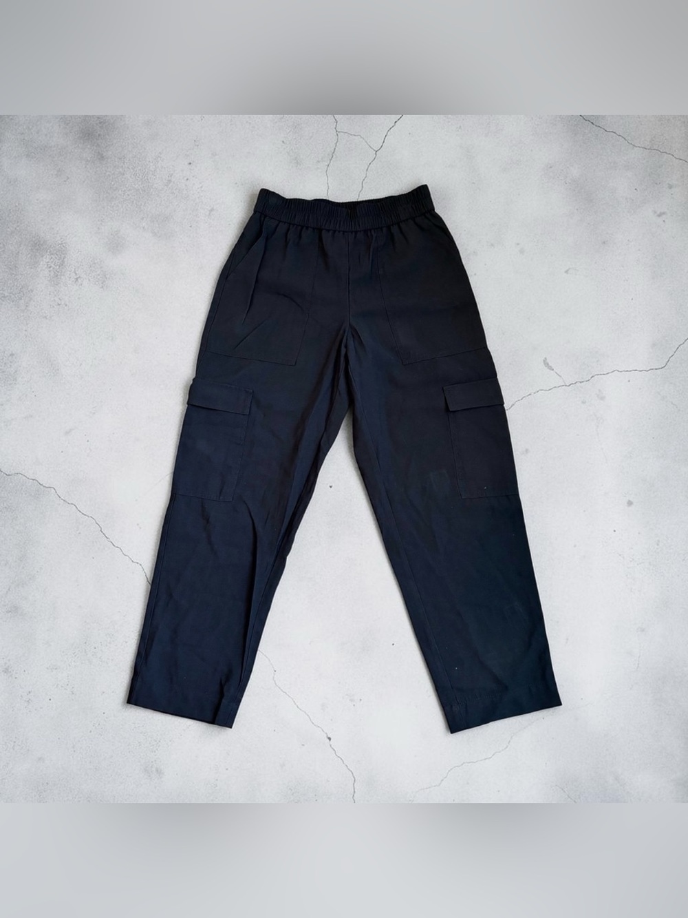 A New Day Women’s High rise Ankle Cargo Pants, elastic waist in Black size small
